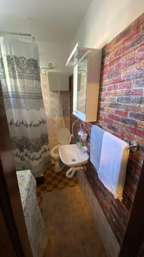 Arni Apartments Donja Vrezina Kültér fotó